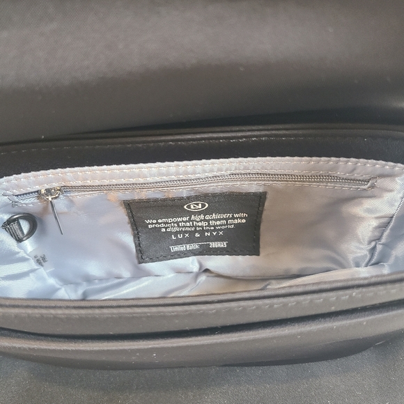 NWT Lux & Nyx Mini Origami Flap Bag Black Magnetic Clasp 7x5x2 - Picture 5 of 7
